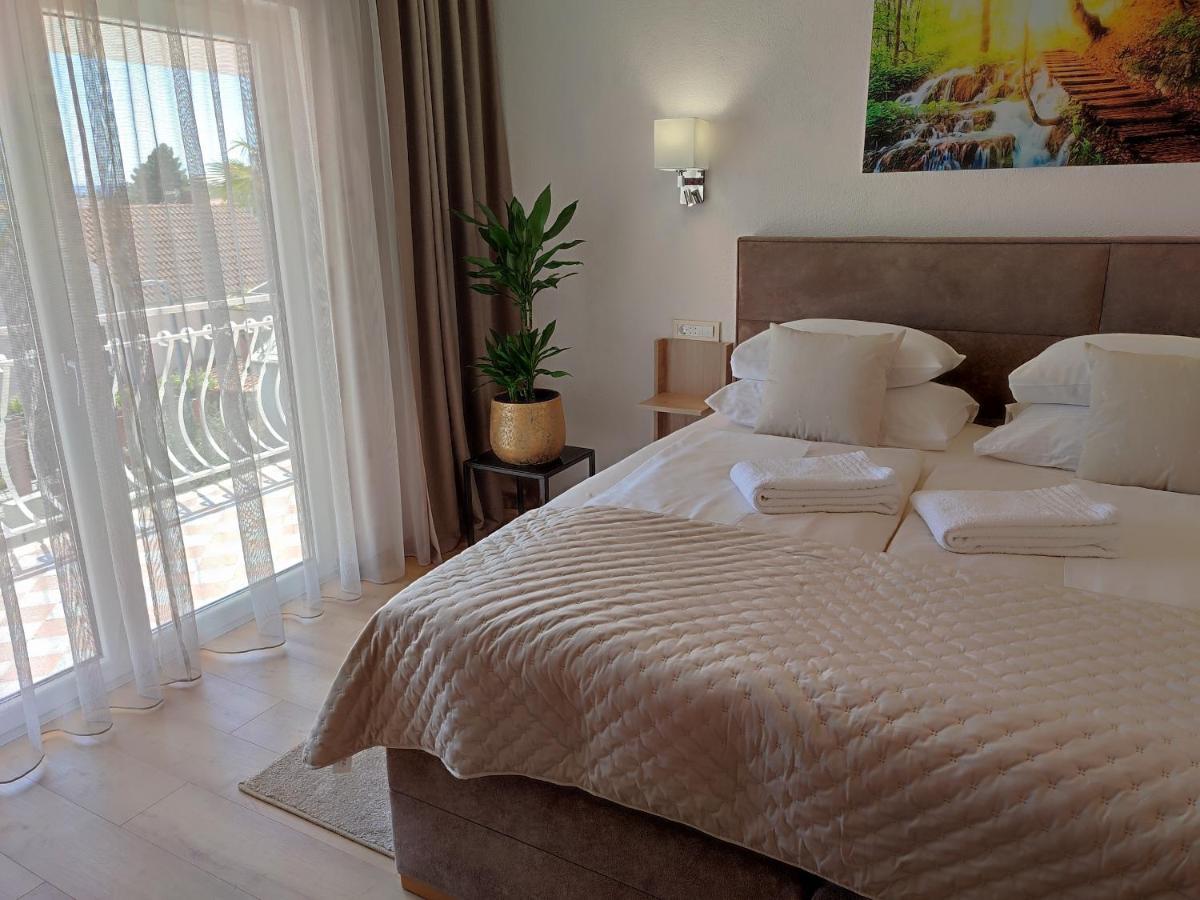 Apartments Jaksic Trogir Exterior photo